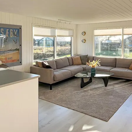 2 Bedroom Cozy In Сasa de vacaciones