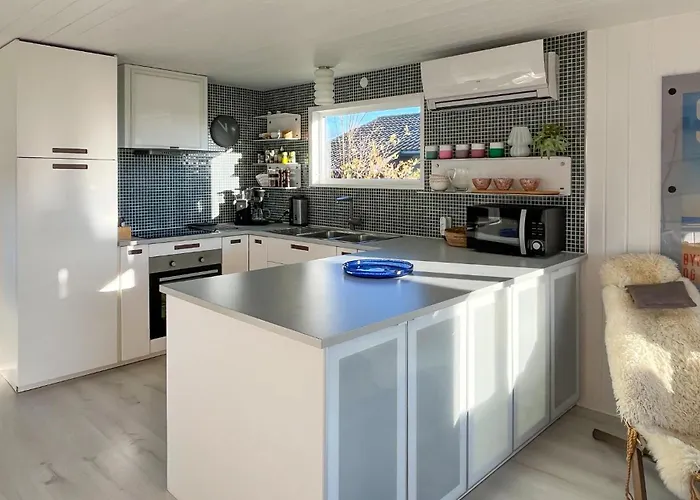 2 Bedroom Cozy In * Sæby