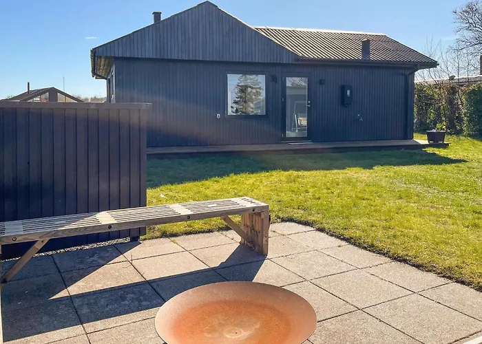 Сasa de vacaciones 2 Bedroom Cozy In